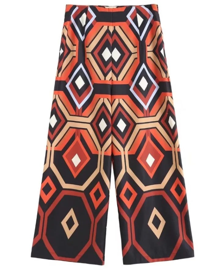 Geometric Wide Leg Shorts